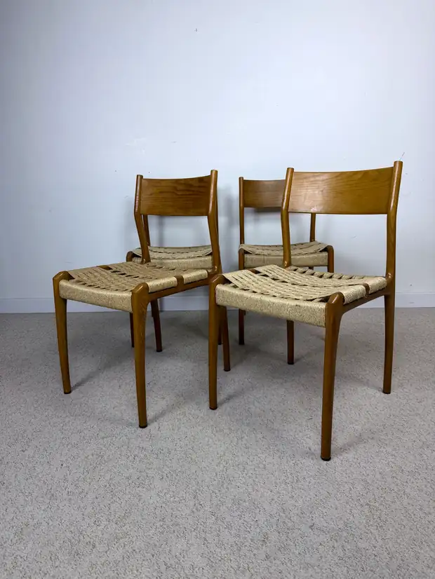 Chaises scandinaves en teck et corde tressée, mobilier vintage à Toulouse